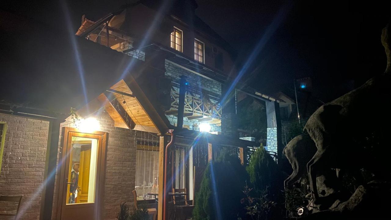 Guesthouse Grand Canyon Kamianets Podilskyi Bagian luar foto
