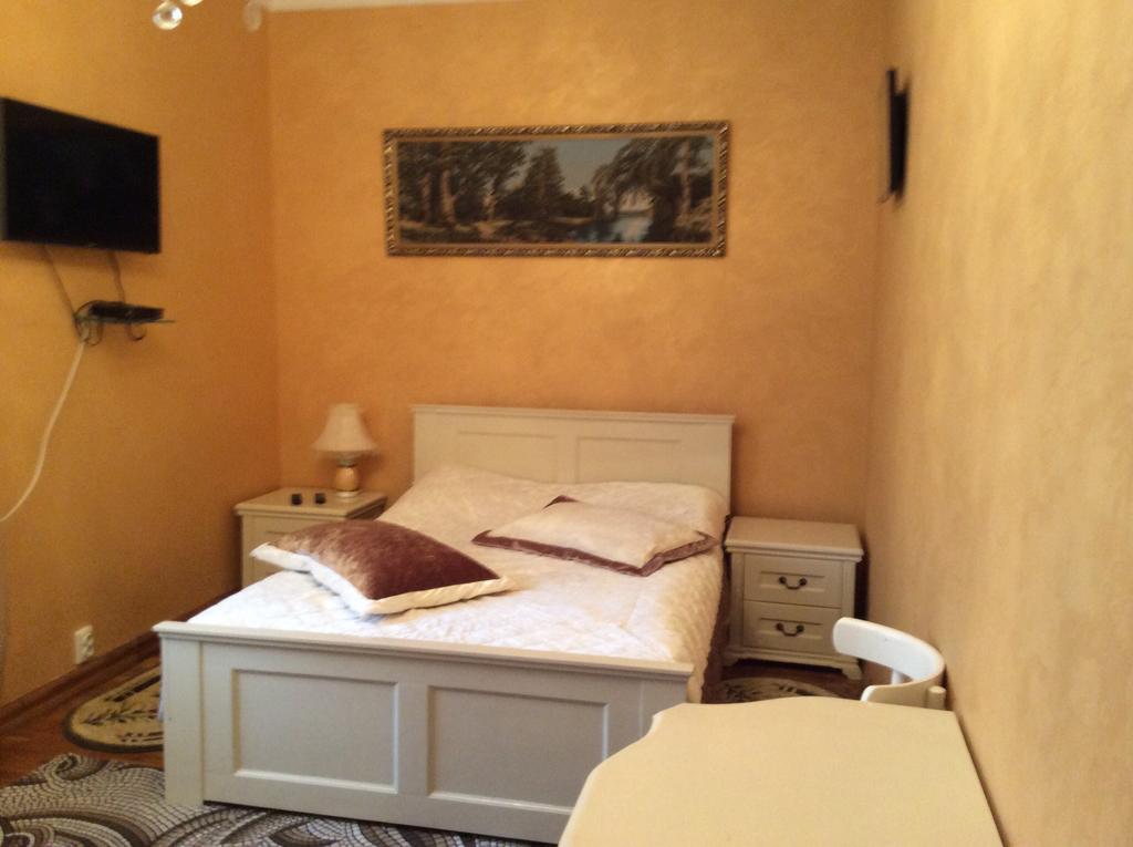 Guesthouse Grand Canyon Kamianets Podilskyi Ruang foto