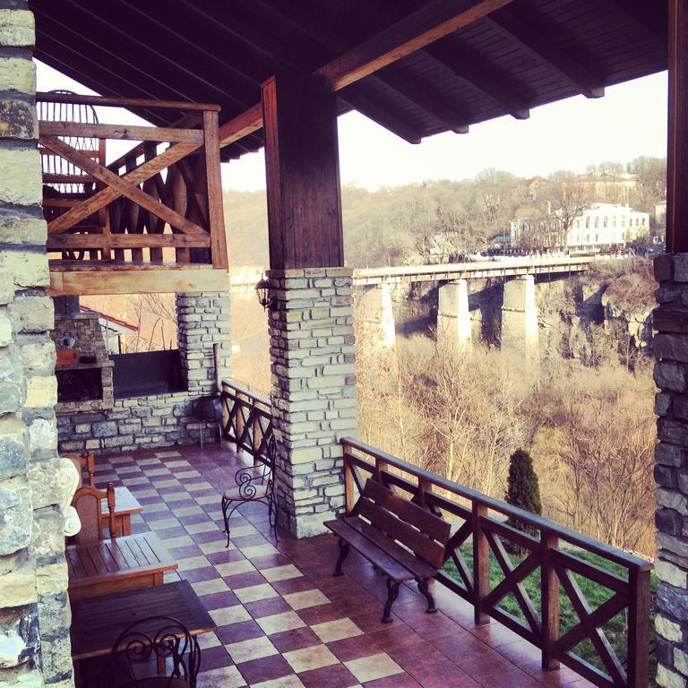 Guesthouse Grand Canyon Kamianets Podilskyi Bagian luar foto